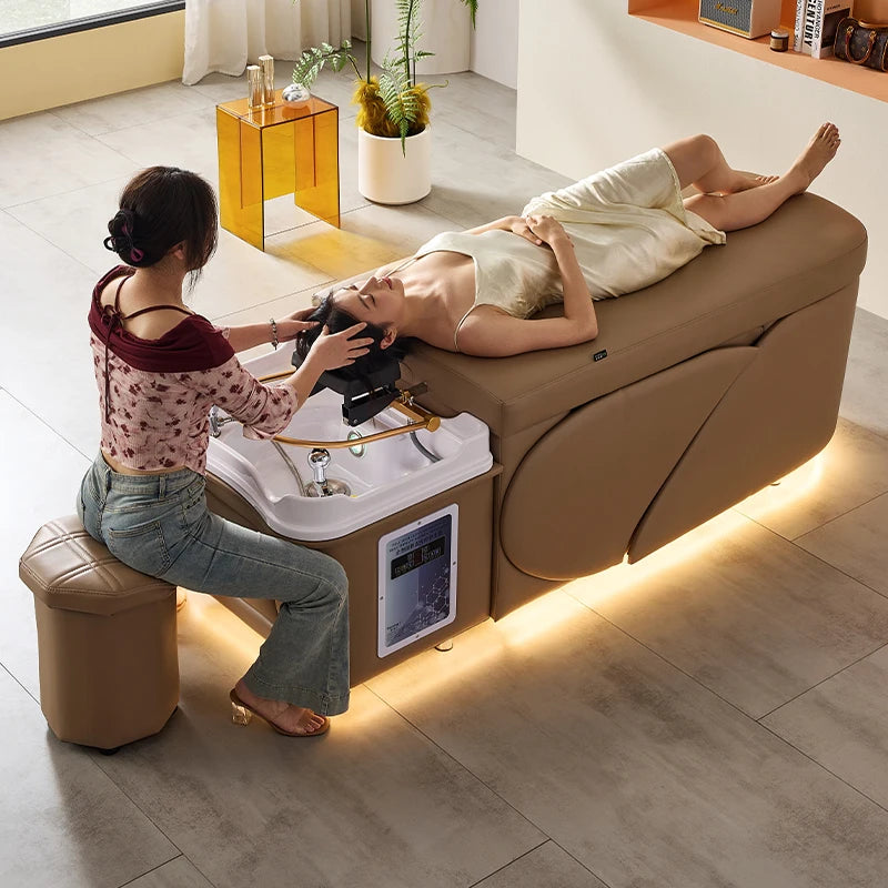 Profesionální Head Spa lehátko SCROOGE s fumigací, LED osvětlením a aromaterapií – ideální pro salony krásy a wellness centra.