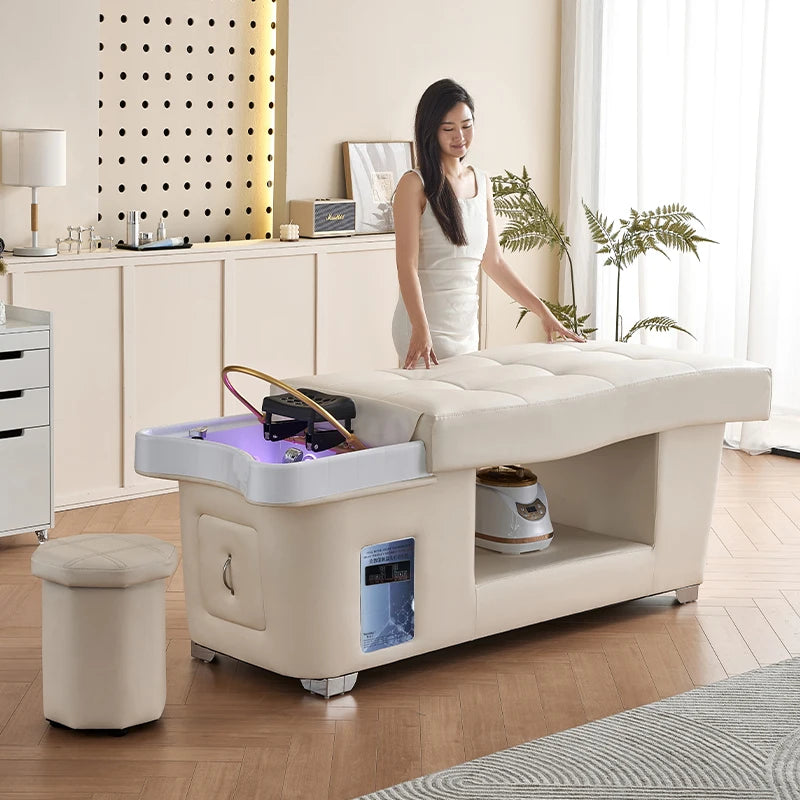 Bílé luxusní spa lehátko Sun s LED osvětlením a šamponovou vanou
