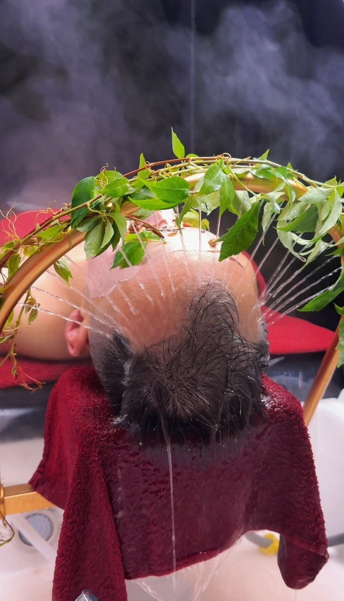 NOVÉ Školení Head Spa Online s Certifikací – Kompletní praktický kurz