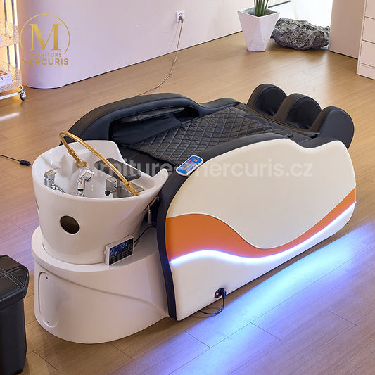 Profesionální Head Spa lehátko Lunava je navrženo pro salony, které chtějí klientům nabídnout víc než běžnou službu — skutečný zážitek. Spojuje elegantní design, moderní funkce a komfortní provedení pro&nbsp;Head Spa procedury,&nbsp;masáže,&nbsp;aromaterapii&nbsp;i parní péči.